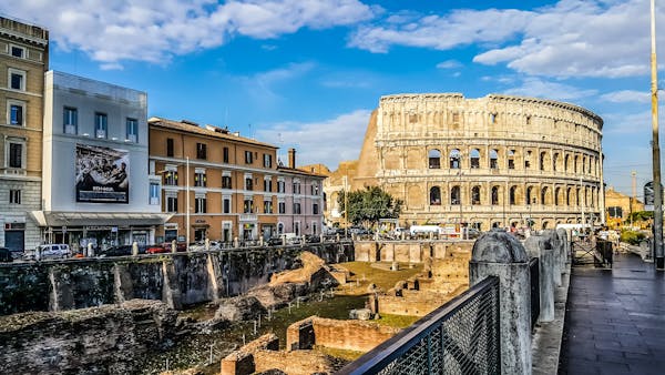 The Colosseum Heritage in Rome and Its Influence To Modern Architecture