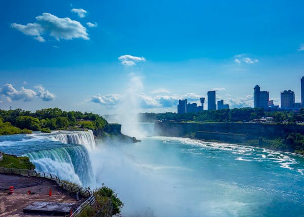 How to Prepare for Niagara Falls Weather Changes